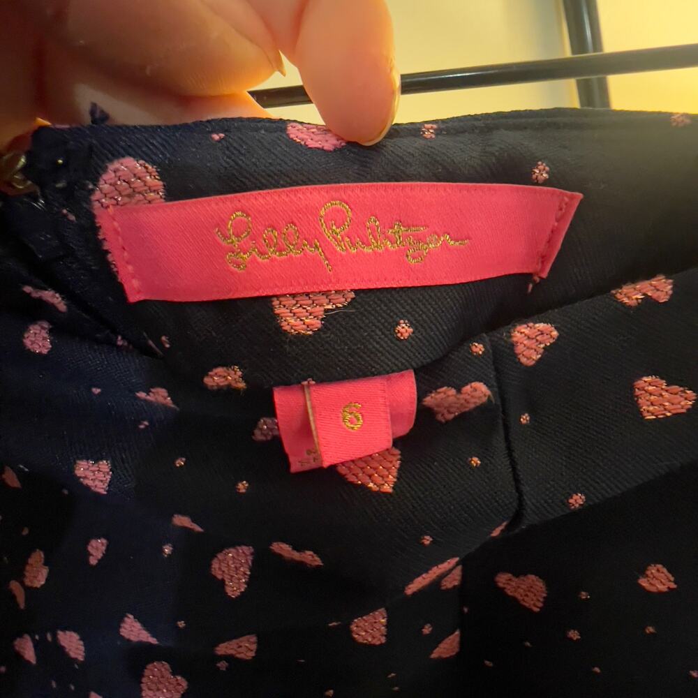 Lilly Pulitzer Navy Mini Skirt with Pink Heart Print - Picture 6 of 6